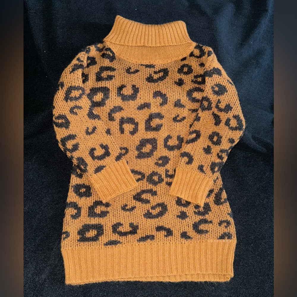 Adorable and trendy tunic (24Mo)
